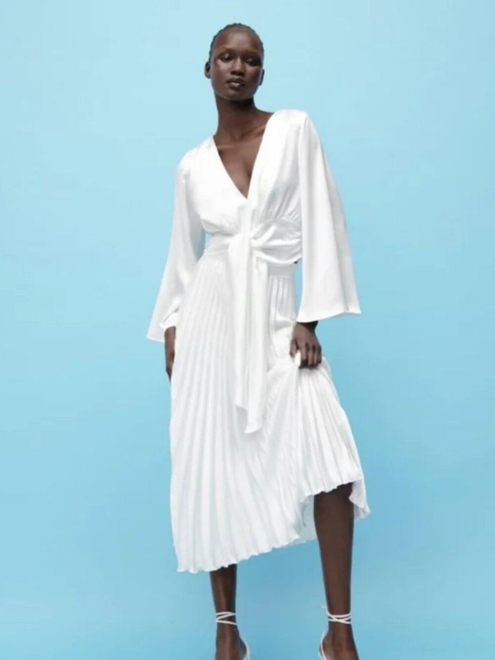 NWT ZARA SATIN EFFECT PLEATED SKIRT White